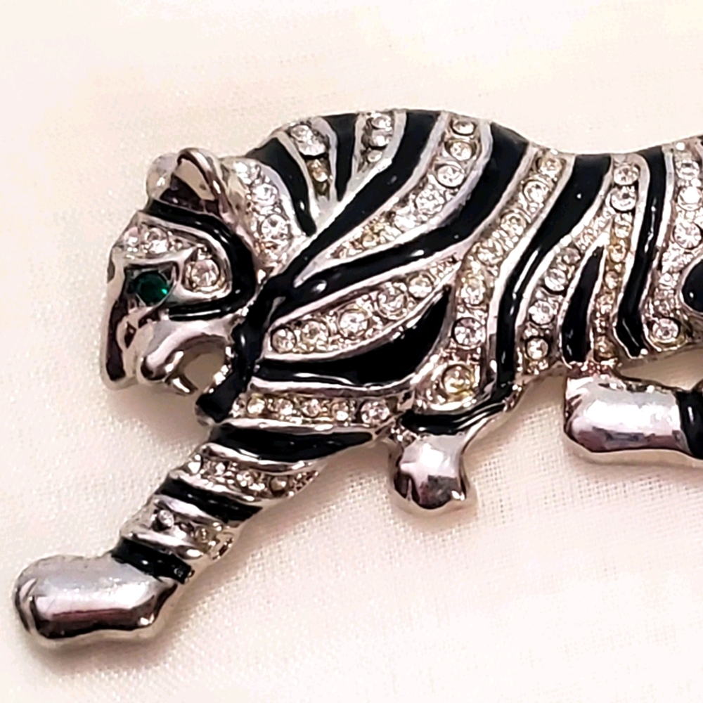 VTG Leopard Rhinestone Studded  Brooch